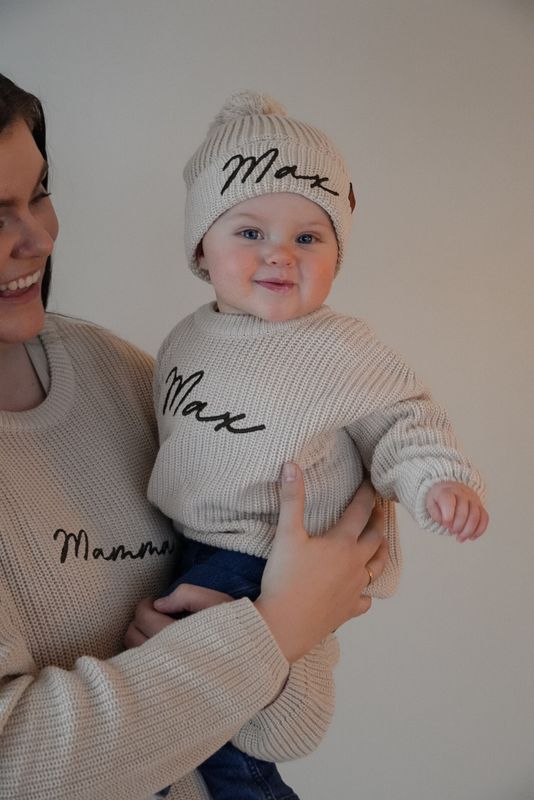 Knit lue med dusk - sand