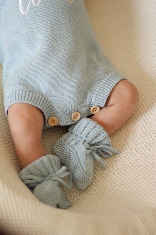 Knit babytøfler - powder blue