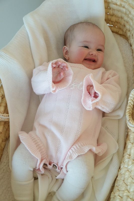 Tiny frill romper - pastel pink